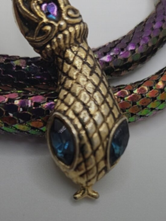 Vintage 1970\'s DL Auld Rainbow Iridescent Mesh Snake Belt  Blue Eyes 36\